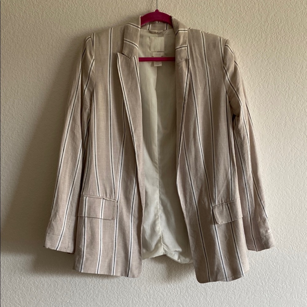 H&M Tan and White Blazer Relaxed Fit Lightweight
